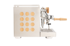 Appartamento_Chrome_Wood_Lateral